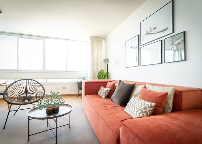 Banus - Marysol Seaside Flat C Апартаменты Марбелья